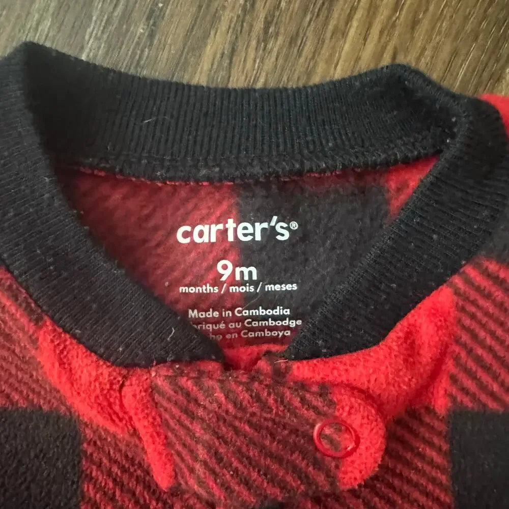 Bundle of Carter's 9M  Footed Pajamas